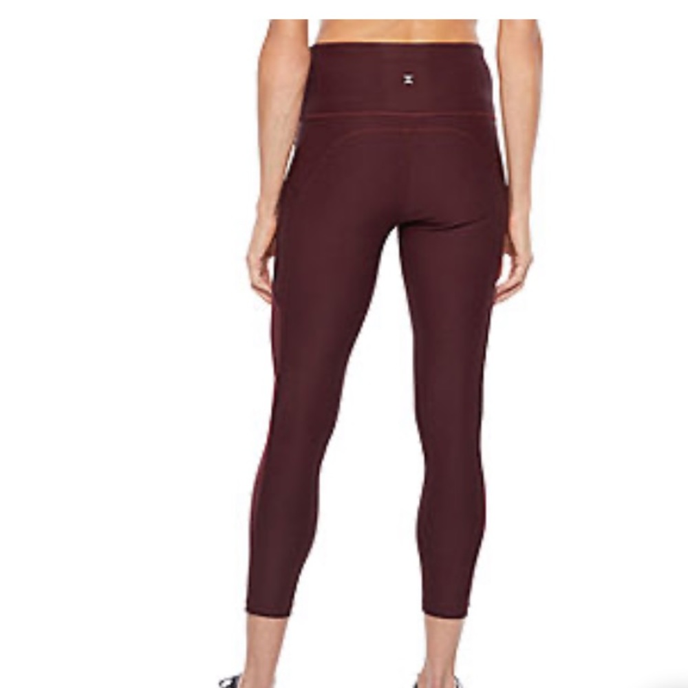 🆕 Xersion red yoga gym workout legging pants - Picture 3 of 3
